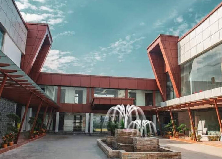 चितवन गार्डेन रिसोर्टलाई ३ लाख रुपैयाँ जरिवाना गर्न सिफारिस