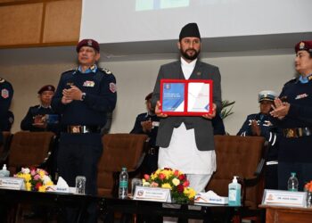 माननीय उपप्रधानमन्त्री एवम् गृहमन्त्री रवि लामिछानेद्वारा नेपाल प्रहरी प्रधान कार्यालयको निरीक्षण