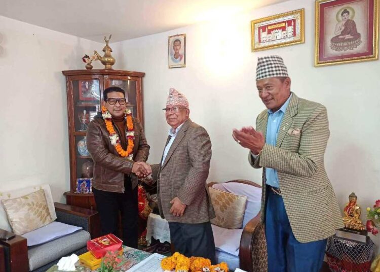 सांसद राजीव गुरुङ एस पार्टीमा प्रवेश