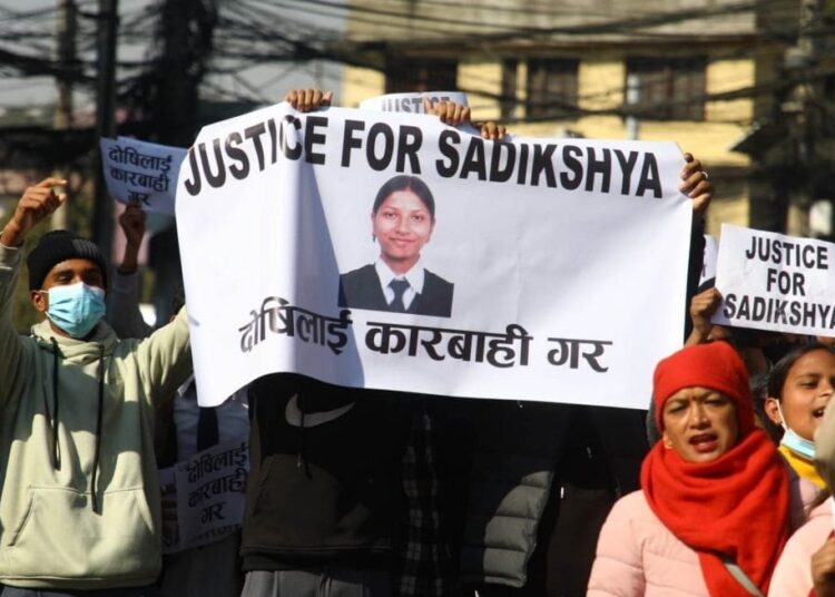 स्कुलका कारण किशोरीले आत्महत्या गरेको भन्दै प्रदर्शन