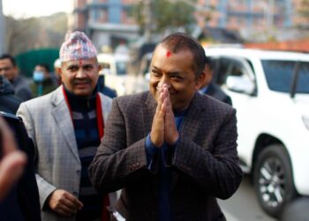 गगनले दिए देउवालाई बधाई