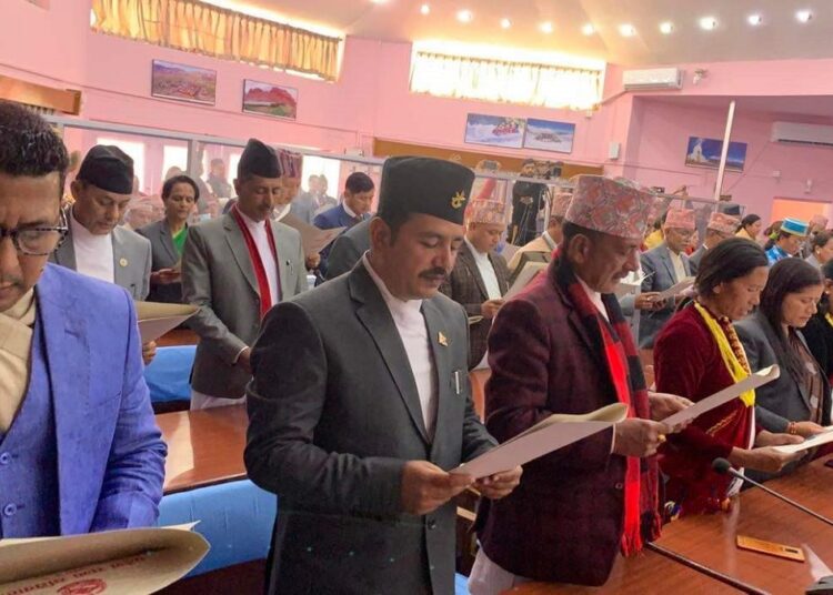 गण्डकी प्रदेशका नवनिर्वाचित सांसदहरूले शपथ लिए