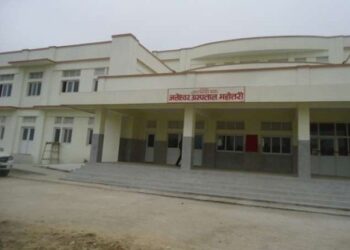 एक्कासी  चिसो बढेपछि महोत्तरीमा बिरामीको संख्या बढ्याे