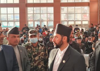 गृहमन्त्री लामिछानेद्वारा त्रिपुरेश्वरस्थित राहदानी विभागमा अनुगमन