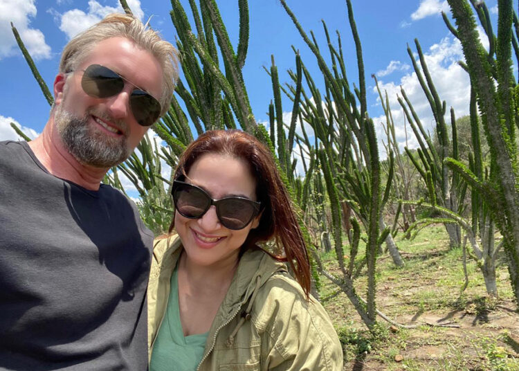 मुम्बइ सिफ्ट’ हुन लागेकाे भन्दै मेगा बैंककाे कामु सिइओ पदबाट राजीनामा दिएकी रविनादेशराज श्रेष्ठकाे तस्बिर सार्वजनिक