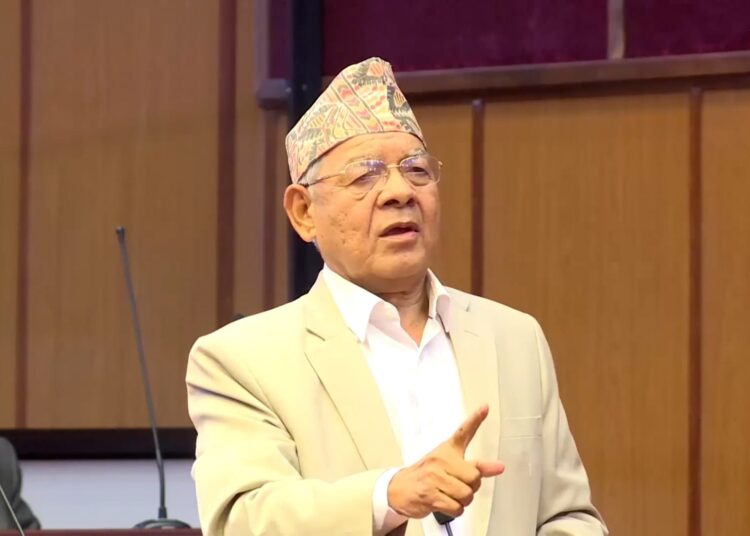 जनैसमेत आयात गर्नुपर्ने अवस्थाले देश गरिब बन्योः वामदेव गौतम