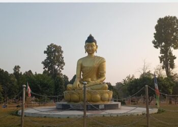 राप्ती शान्ति उद्यान प्रमुख पर्यटकीय केन्द्र