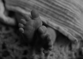 जंगलमा बेवारिसे अवस्थामा छाडिएको नवजात शिशु  फेला