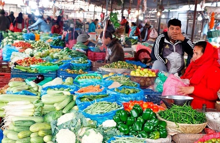 झण्डै ३० अर्बको तरकारी र फलफूल आयात