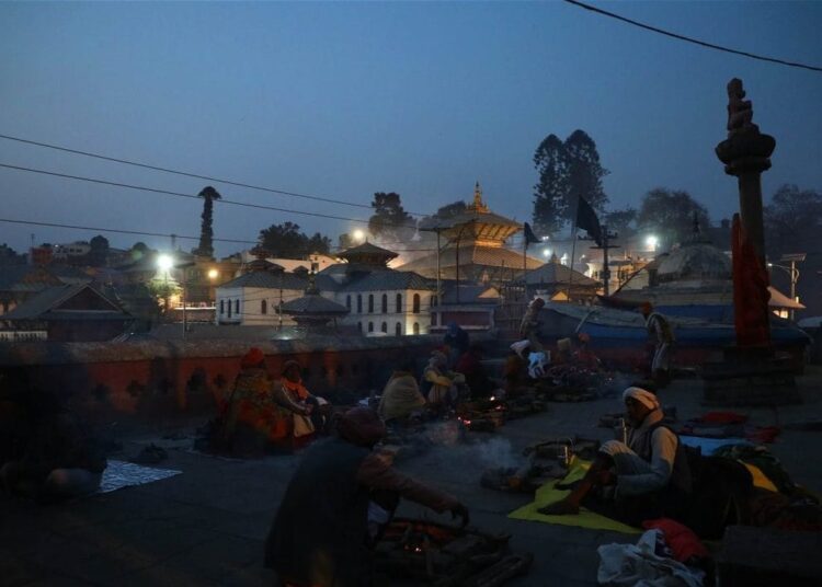 पशुपतिमा लाग्यो ‘बाबा’लाई शिवरात्रिको रौनक
