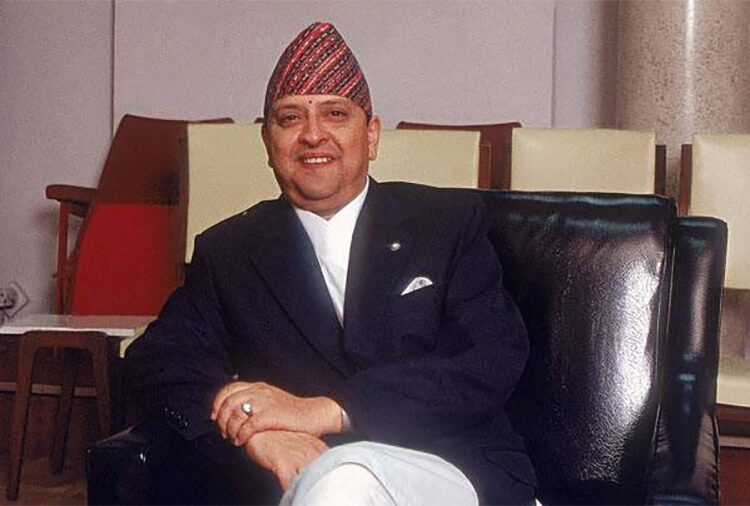 दलका नेताहरुलाई पूर्वराजा ज्ञानेन्द्रबाट खबरदारीसहितको प्रस्ताव