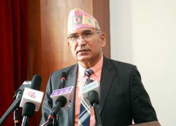 सामुदायिक रेडियोलाई प्रोत्साहन गर्ने नीति बनाउन पहल गर्छौँ : मन्त्री पौडेल