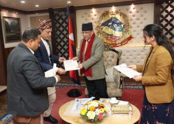 रास्वपार्टीका निवर्तमान तीन मन्त्रीले गर्न लागिएको पत्रकार सम्मेलन रोकियाे