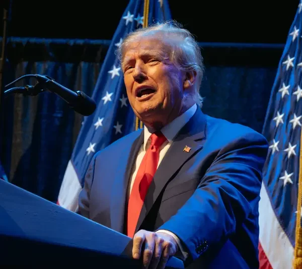 Trump says he expects to be arrested