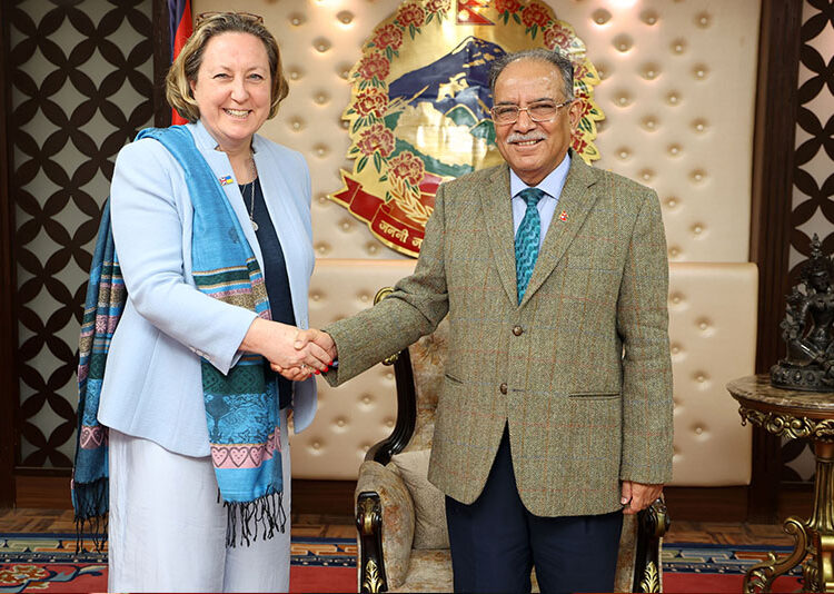 बेलायतका विदेश, कमनवेल्थ मन्त्री मरी ट्रेभेलियनले प्रधानमन्त्री दाहाललाई भेटे