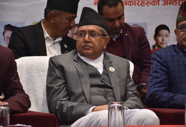 सभामुख घिमिरे बहराइन जाँदै