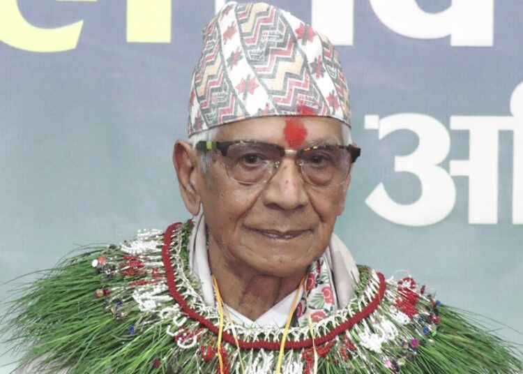 व्यंग्यकलाका नामुद कलाकार ‘वात्स्यायन’ काे अभिनन्दन