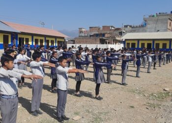 सुकुम्बासीका छोराछोरी पढ्ने नमूना विद्यालय