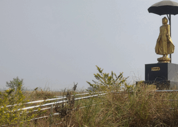 Kapilvastu’s Buddha statue garden lies in disarray