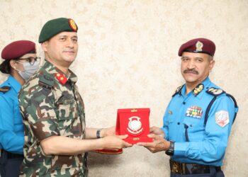 नेपाली सेनाका तालिमरत अधिकृतहरूबाट नेपाल प्रहरी प्रधान कार्यालयको अवलोकन भ्रमण