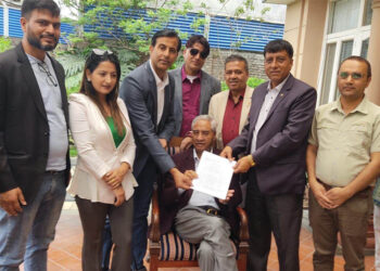 लगानीकर्ताहरूले देउवालाई भेटेर ६ बुँदे मागसहित बुझाए ज्ञापनपत्र