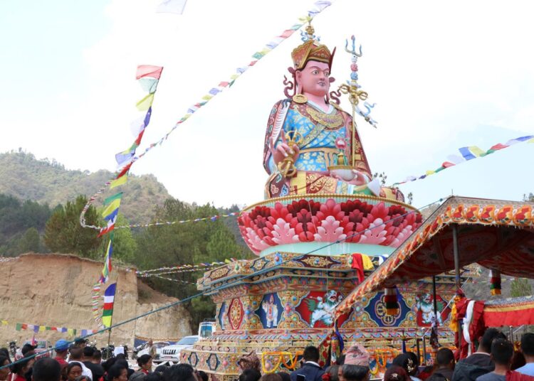 नमोबुद्ध नगरपालिकामा गुरु रिम्पोछेको ४३ फिट अग्लो प्रतिमा निर्माण
