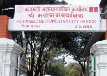 महानगरपालिका प्रमुख बालेन शाहले स्वास्थ्य संस्थाको प्रशासन बन्द गर्ने चेतावनी