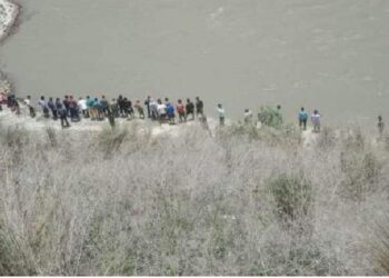 Missing persons in jeep plunge identified