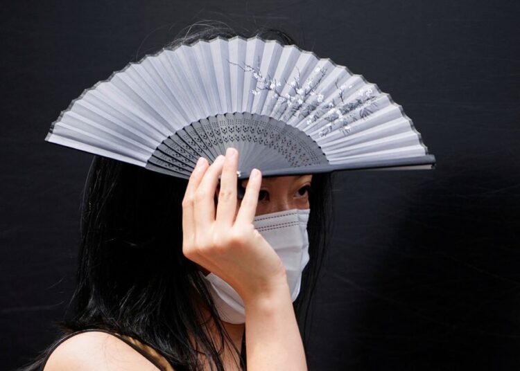 Record heat wave grips China as flood toll rises in South Korea