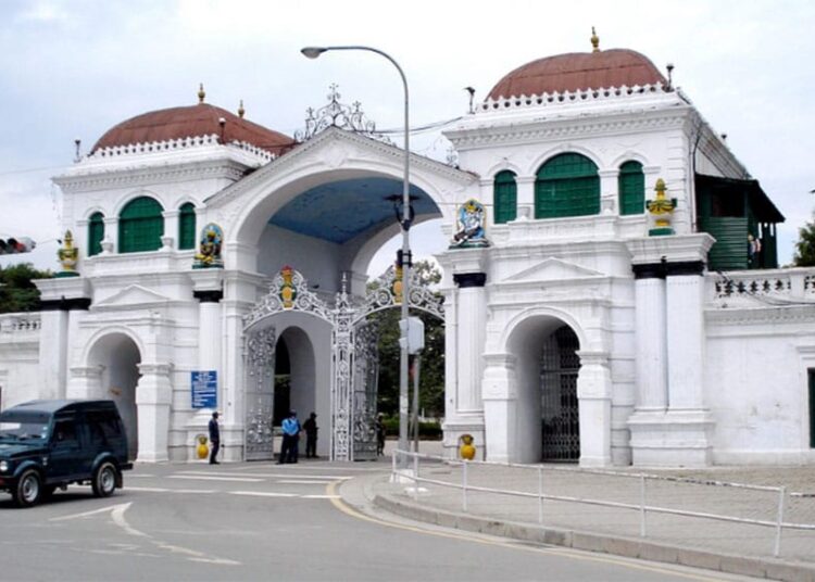 कर्मचारी सरुवाका लागि सिंहदरबार धाउनुपर्ने प्रवृत्तिको अन्त्य गर्ने