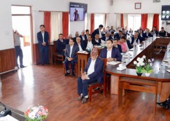 राजस्व उठाउने  कर्मचारीलाई अर्थमन्त्रीको निर्देशन