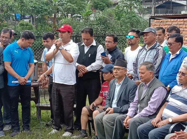 एमालेले जनताको स्वार्थभन्दा अरू केही नदेख्ने