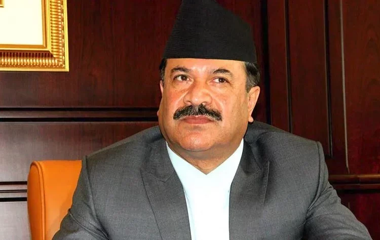 सरकारविरुद्धको मुद्दामा बहस गर्दै राष्ट्रपतिका कानुनविज्ञ