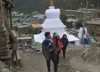 मनाङका मुख्य पर्यटकीय क्षेत्रको अनुगमन