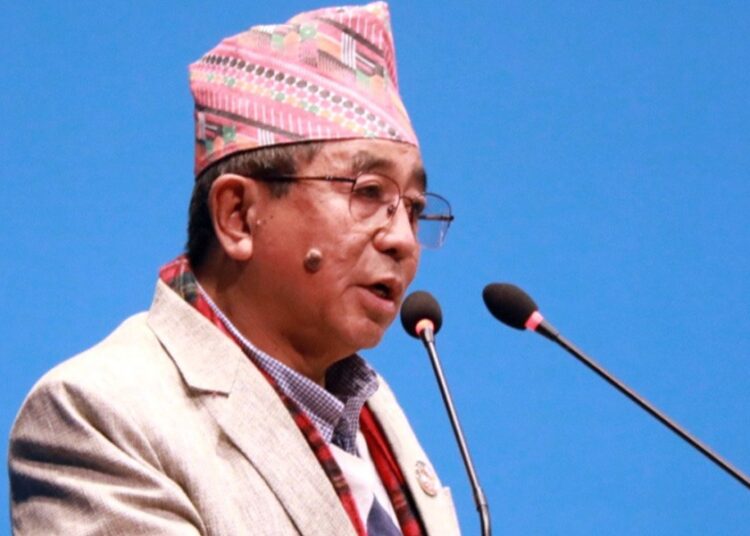 शिक्षकहरुलाई राजनीतिबाट टाढा राख्नेकुरा विधेयकमा समावेश : शिक्षामन्त्री राई