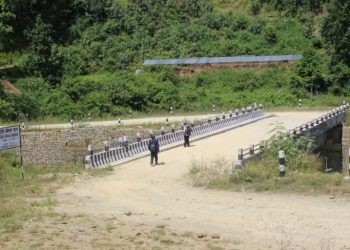 पुल बनेपछि लौरोले पानी नापेर खोला तर्नुपर्ने बाध्यता हट्यो