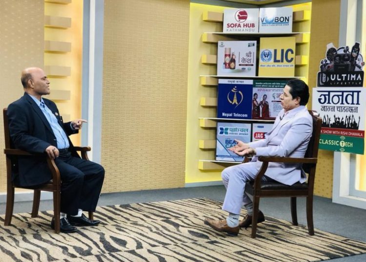 पूर्वप्रधानमन्त्रीहरुले सन्यास लिए सबै ठीक हुन्छः अमरेश सिंह