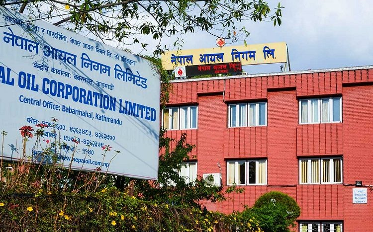 उद्धारमा परिचालनभएका एयरलाइन्सलाई नेपालआयल निगमले निःशुल्क इन्धन