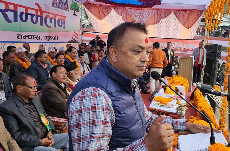गगन थापाले मागे माफी