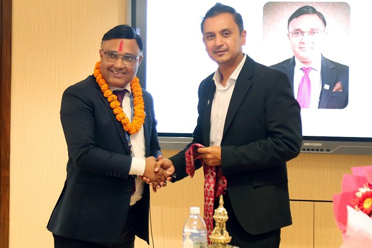 माछापुच्छ्रे बैंकको सीईओमा सन्तोष कोइराला दोस्रो कार्याकालका लागि पुनः नियुक्त