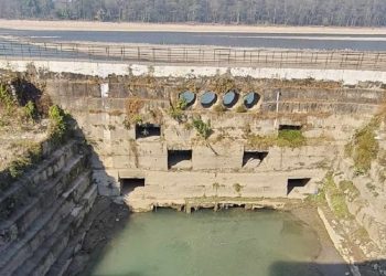 १ दशकपछि हिउँदमा पनि  नारायणी लिफ्टद्वारा पानी छाडियो