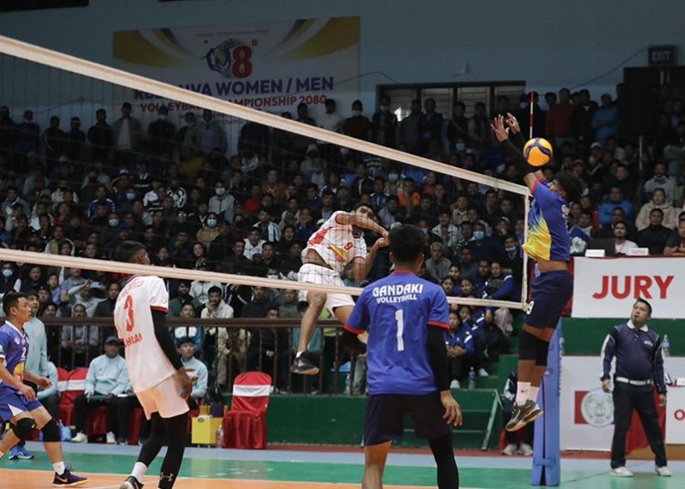 महिला एभरेष्ट भलिबल क्लब र नेपाल पुलिस क्लबबीच प्रतिस्पर्धा