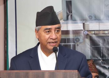 माधव नेपाललाई फकाउन प्रधानमन्त्री पुष्पकमल दाहालको पथ पछ्याउँदै