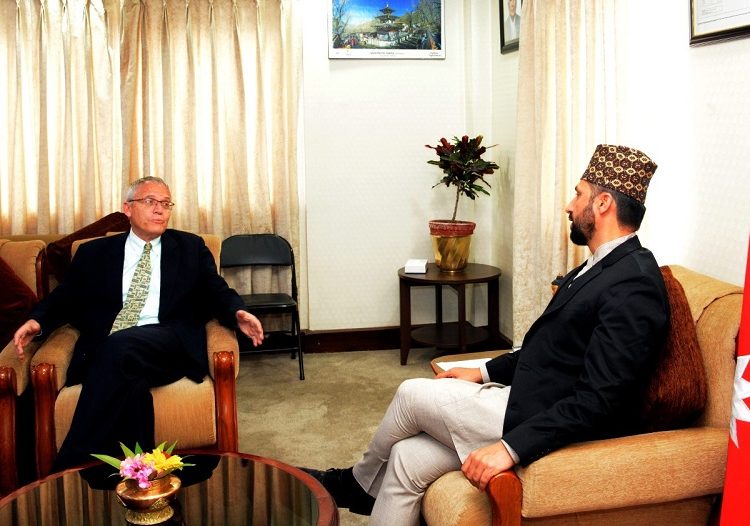 गृहमन्त्री लामिछाने र इजरायलका राजदूत गोदरबिच भेटवार्ता