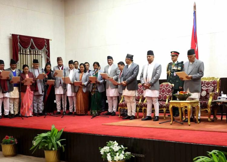 यस्तो छ नवनियुक्त मन्त्रीहरूको राजनीति र शैक्षिक योग्यतासहितको ‘बायोडाटा’