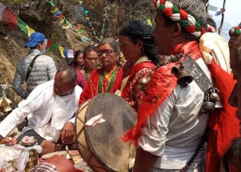 नयाँ बर्षको दिन नुवाकोटमा माङ्चेभुमे जात्रा