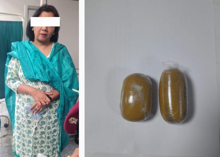 भारतीय महिलाबाट ८ सय ५० ग्राम सुन बरामद