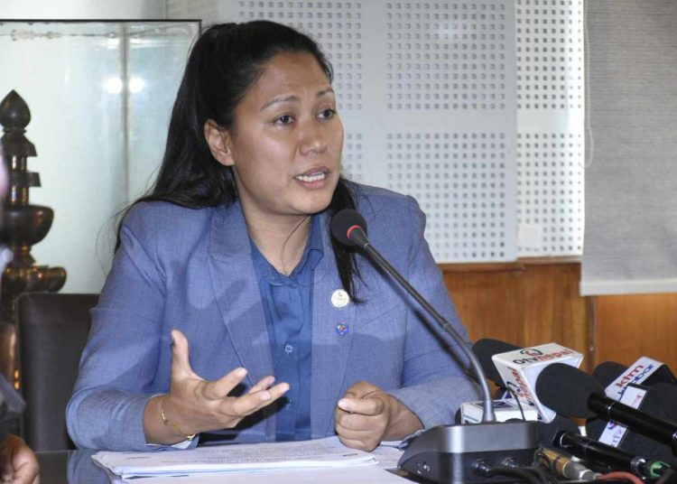 दलमा आवद्ध शिक्षकहरुलाई कारबाही गर्न परिपत्र