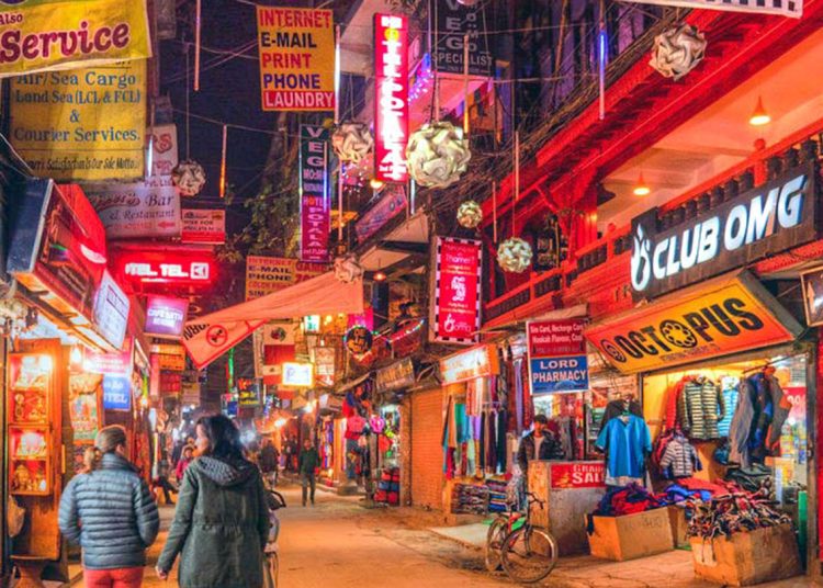 शनिबार रातीदेखि ठमेलमा चहलपहल
