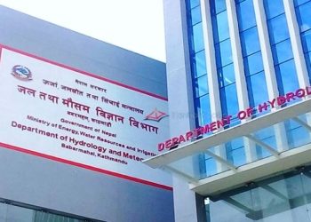 निरन्तर गर्मी बढ्दै